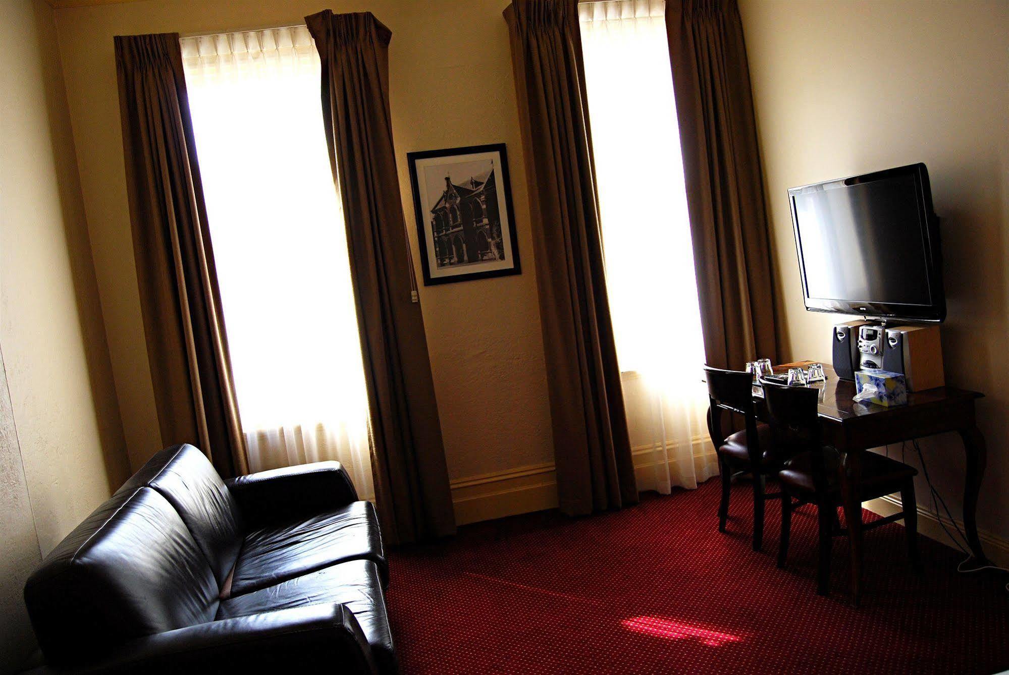 เกล็นเฟอร์รี่ โฮเต็ล Hotel ฮอว์ทอร์น ภายนอก รูปภาพ