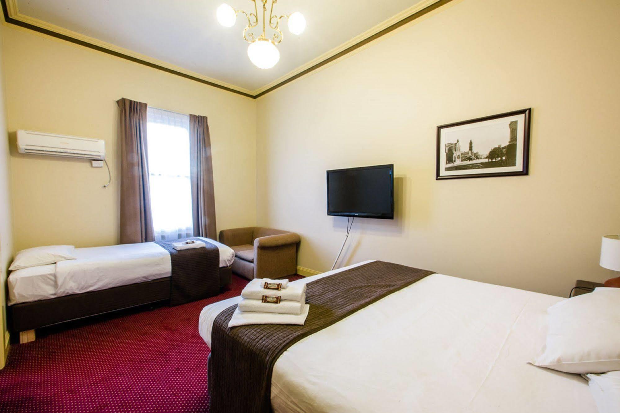 เกล็นเฟอร์รี่ โฮเต็ล Hotel ฮอว์ทอร์น ภายนอก รูปภาพ