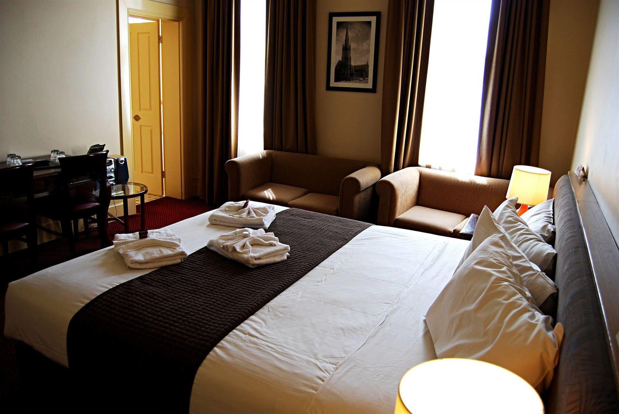 เกล็นเฟอร์รี่ โฮเต็ล Hotel ฮอว์ทอร์น ภายนอก รูปภาพ